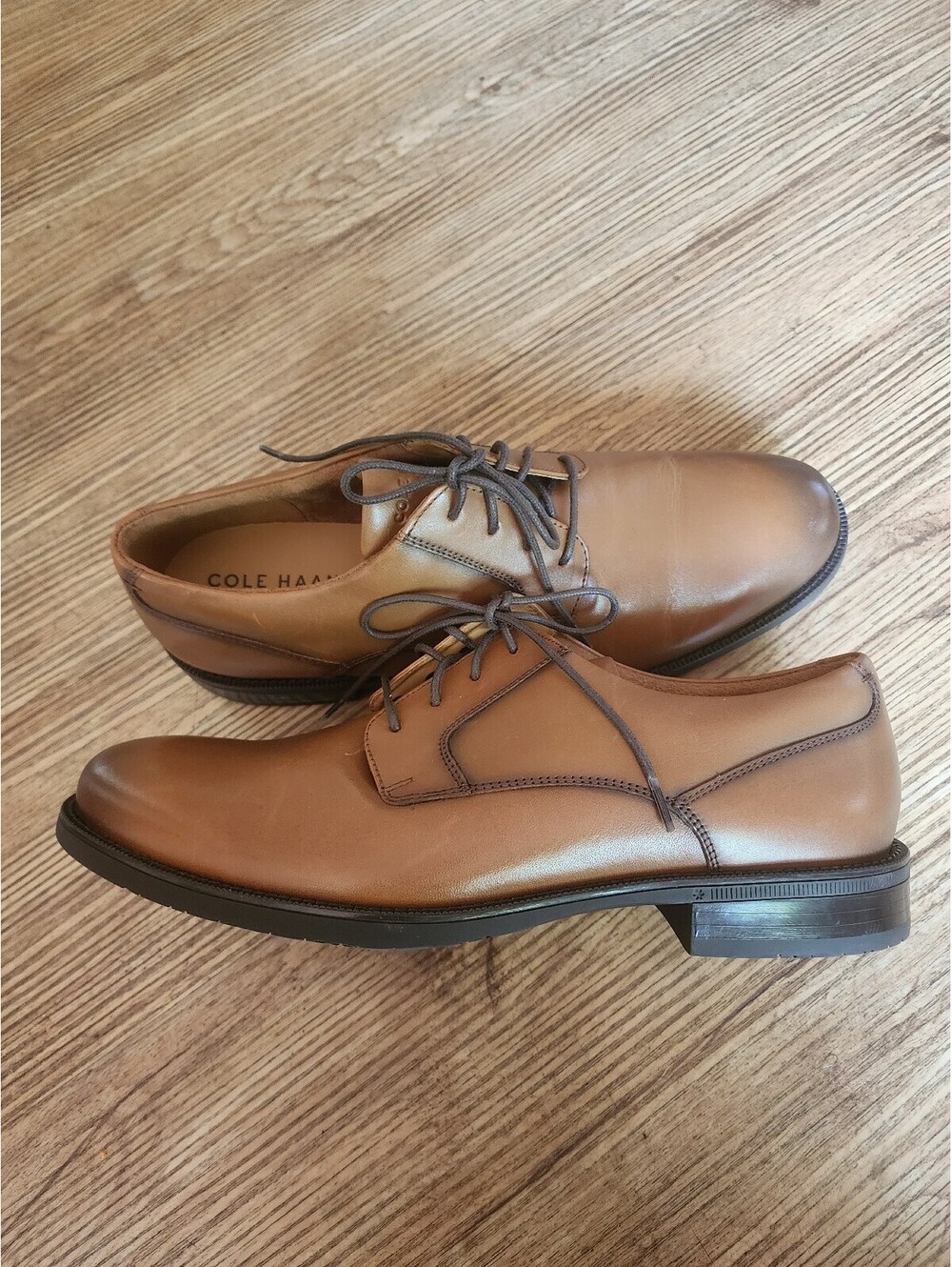 Size 9.5 Cole Haan Men's Tan Leather Dress Shoes with Rubber Sole, Size 10